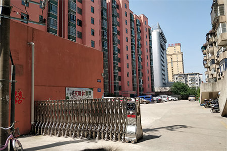 国际新城二期3室1厅1卫100万91m2出售